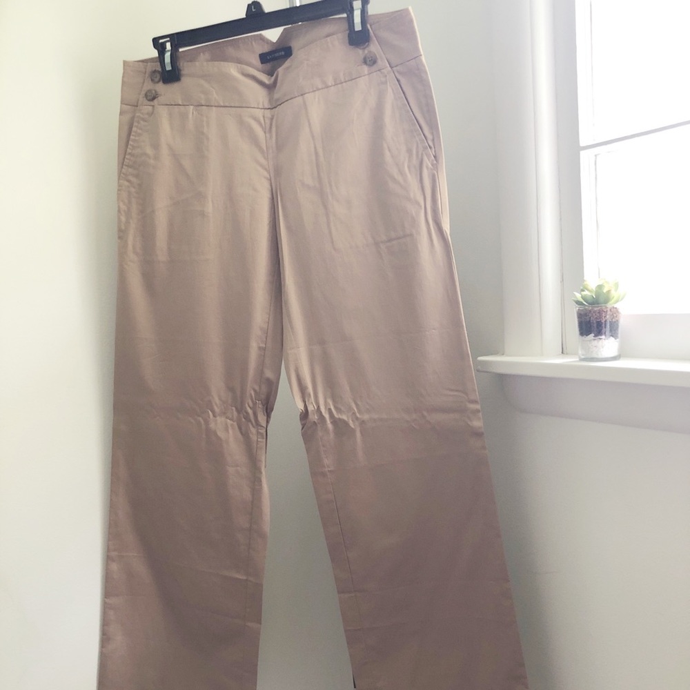KHAKI “BUTTONLESS” FLARE PANTS
